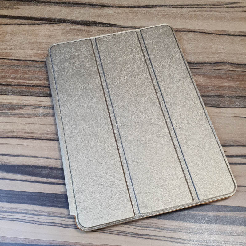 Чехол Smart Case для планшета Apple iPad 10.2 2019 / 2020 / 2021, золотой